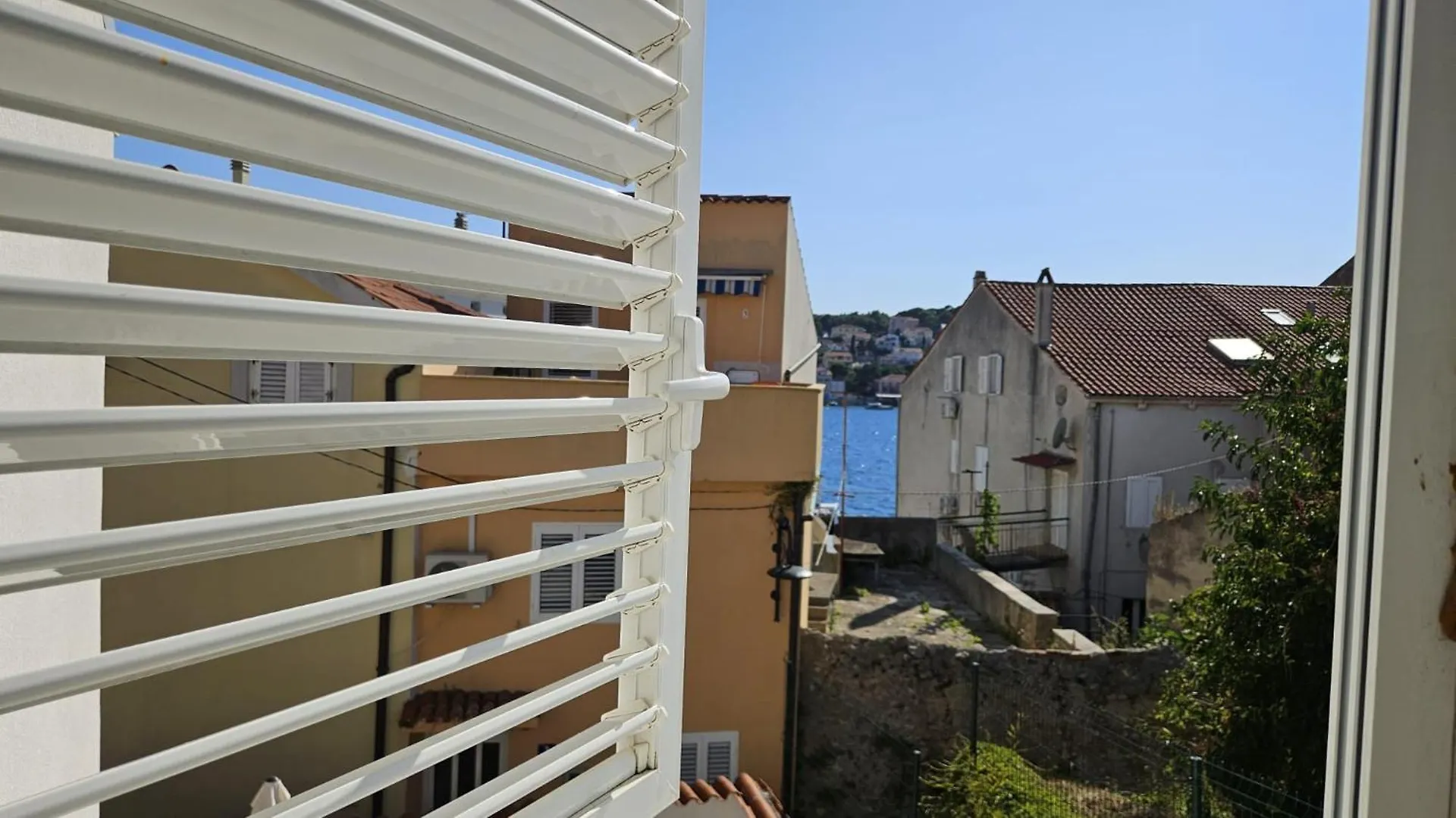 Vila Emona Mali Losinj 0*,  Croatia
